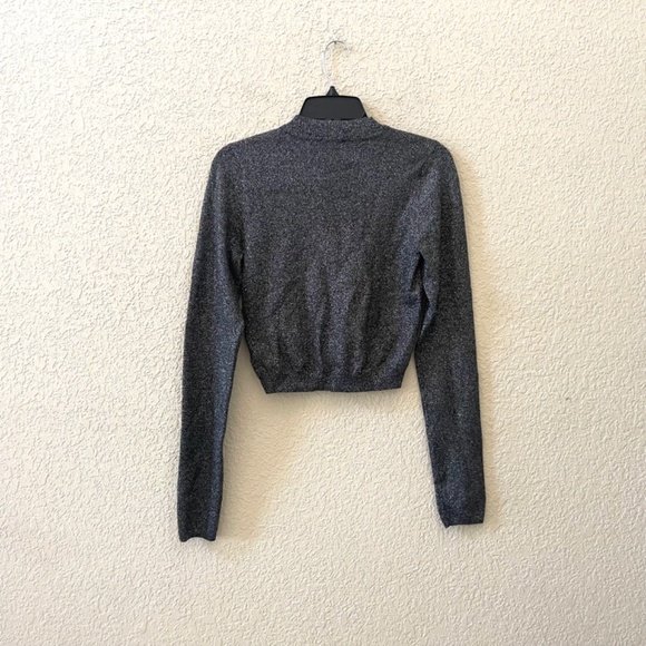 EXPRESS SWEATER TOP GLITTER METALLIC MOCK NECK CROP CHIC BLACK NWT MEDIUM - Picture 3 of 8